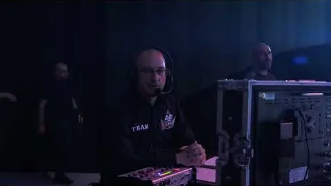 Karo Gijahi vs. Arnolnt Antoni
